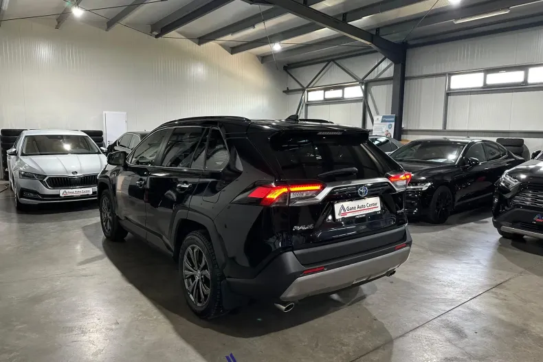 Toyota RAV4 din 2022 cu 97.608 km - oferta TOY227646 - foto 4