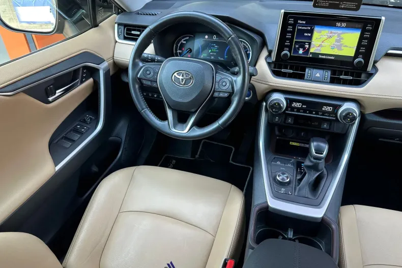 Toyota RAV4 din 2022 cu 97.608 km - oferta TOY227646 - foto 9