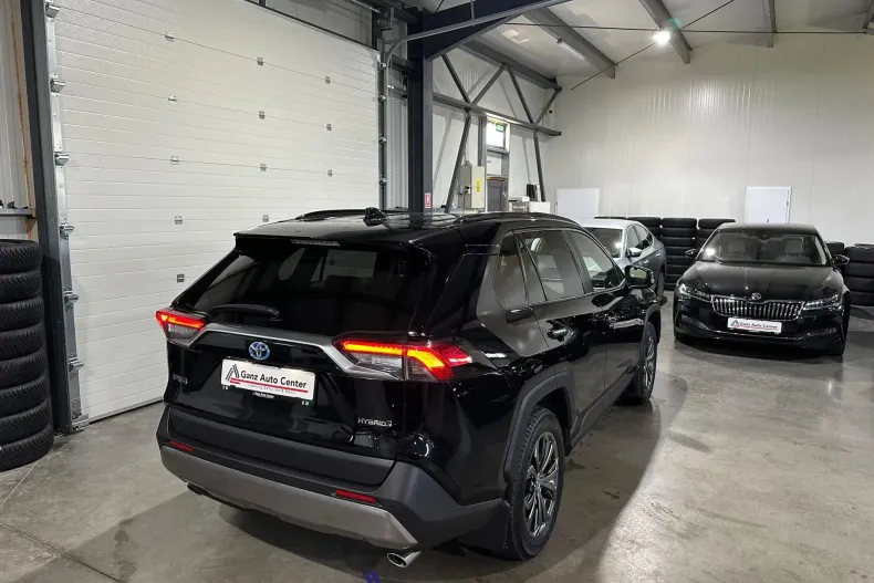 Toyota RAV4 din 2022 cu 97.608 km - oferta TOY227646 - foto 40