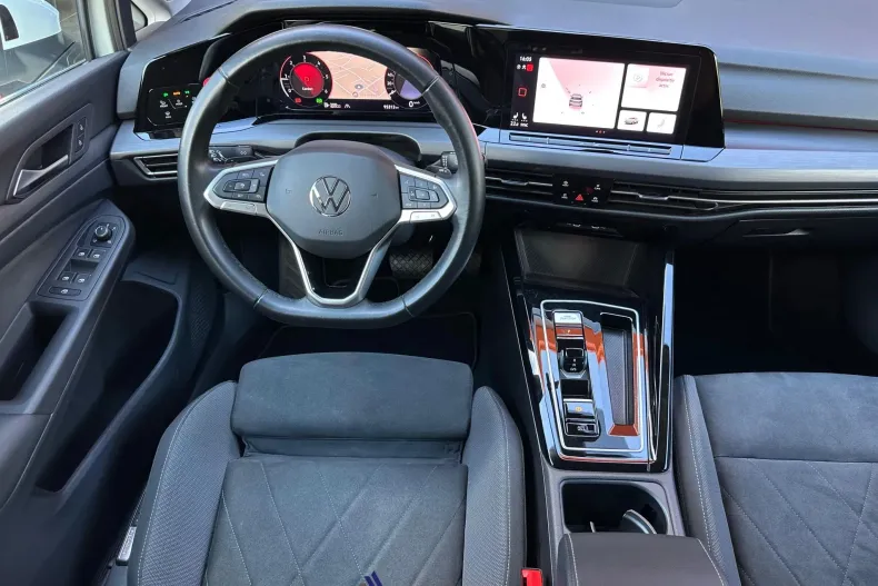 Volkswagen Golf din 2023 cu 95.313 km - oferta VOL227648 - foto 7