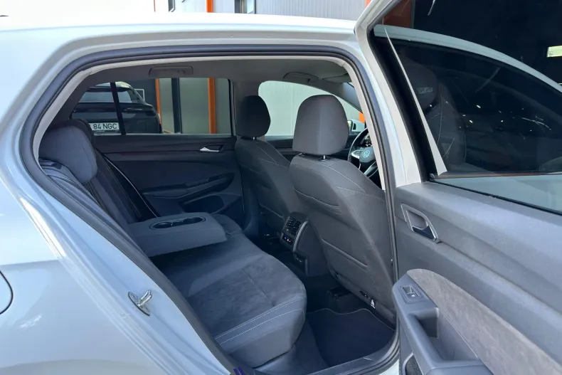 Volkswagen Golf din 2023 cu 95.313 km - oferta VOL227648 - foto 14