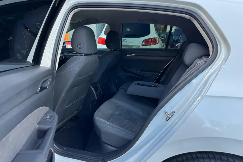 Volkswagen Golf din 2023 cu 95.313 km - oferta VOL227648 - foto 16