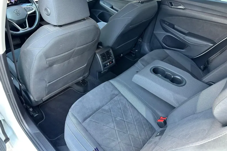Volkswagen Golf din 2023 cu 95.313 km - oferta VOL227648 - foto 17