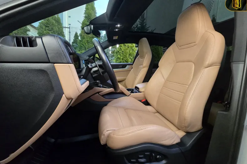 Porsche Cayenne Coupe din 2023 cu 42.149 km - oferta POR227653 - foto 3