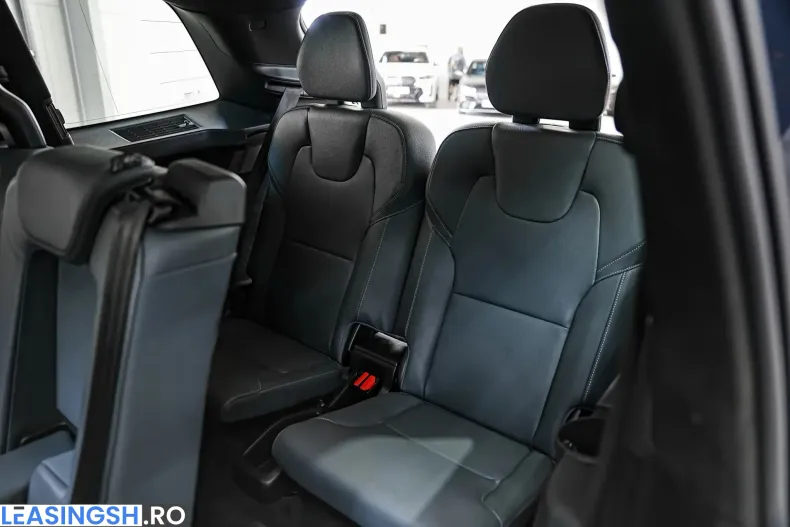 Volvo XC90 din 2021 cu 129.736 km - oferta VOL227662 - foto 8