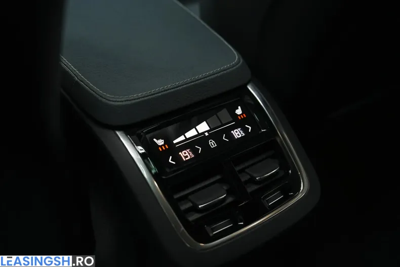 Volvo XC90 din 2021 cu 129.736 km - oferta VOL227662 - foto 18