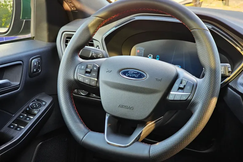 Ford Kuga din 2024 cu 21.857 km - oferta FOR227679 - foto 30