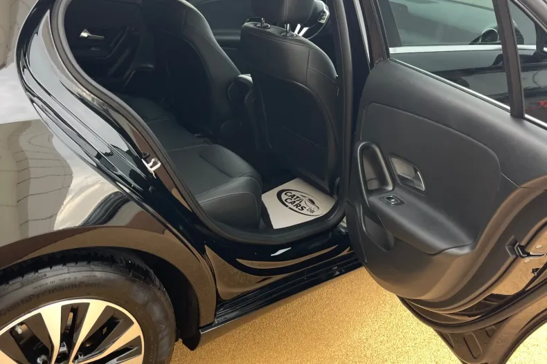 Mercedes-Benz A 180 (Clasa A) din 2022 cu 167.000 km - oferta MER227681 - foto 23