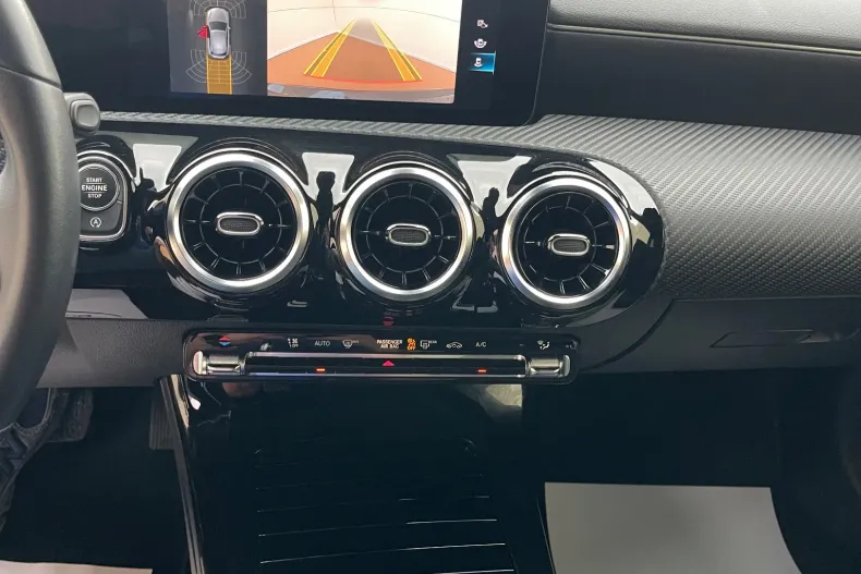 Mercedes-Benz A 180 (Clasa A) din 2022 cu 167.000 km - oferta MER227681 - foto 32