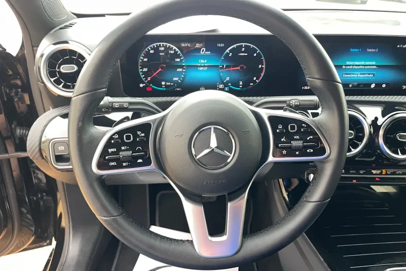 Mercedes-Benz A 180 (Clasa A) din 2022 cu 167.000 km - oferta MER227681 - foto 38