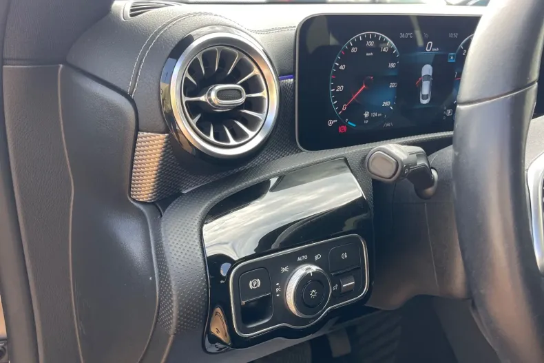 Mercedes-Benz CLA 220 (Clasa CLA) din 2021 cu 152.000 km - oferta MER227682 - foto 30