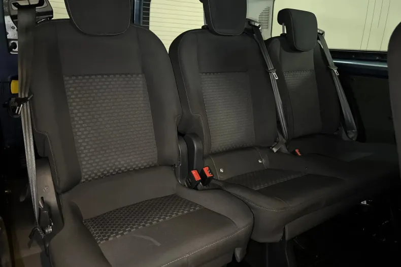 Ford Transit din 2022 cu 86.014 km - oferta FOR227690 - foto 13