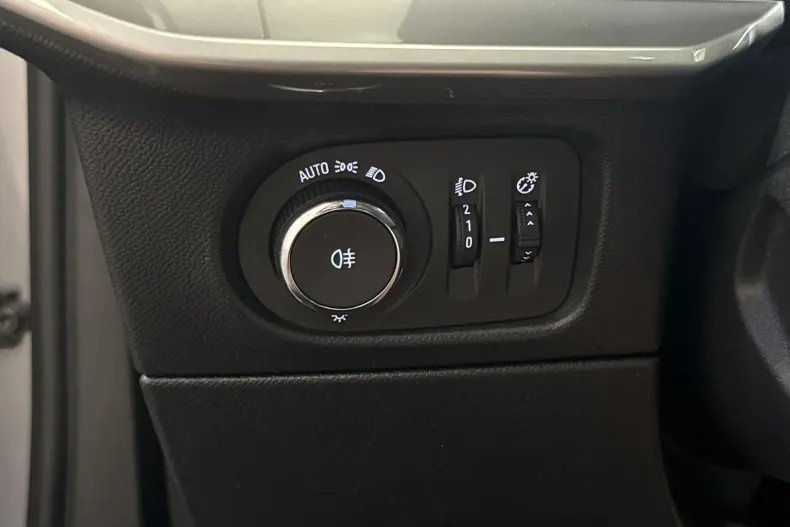 Opel Mokka din 2023 cu 39.227 km - oferta OPE227694 - foto 15