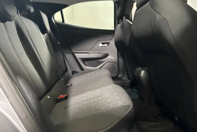 Opel Mokka din 2023 cu 40.725 km - oferta OPE227695 - foto 12