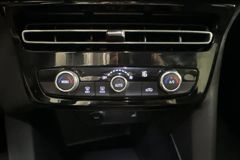 Opel Mokka din 2023 cu 40.725 km - oferta OPE227695 - foto 17