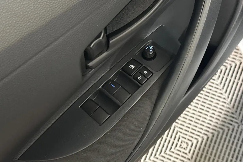 Toyota Corolla din 2021 cu 123.429 km - oferta TOY227700 - foto 13