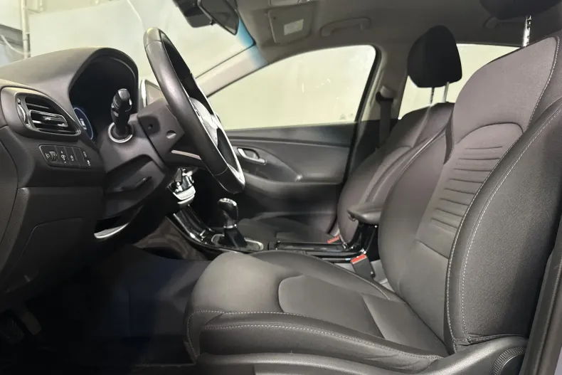 Hyundai i30 din 2024 cu 33.293 km - oferta HYU227701 - foto 23