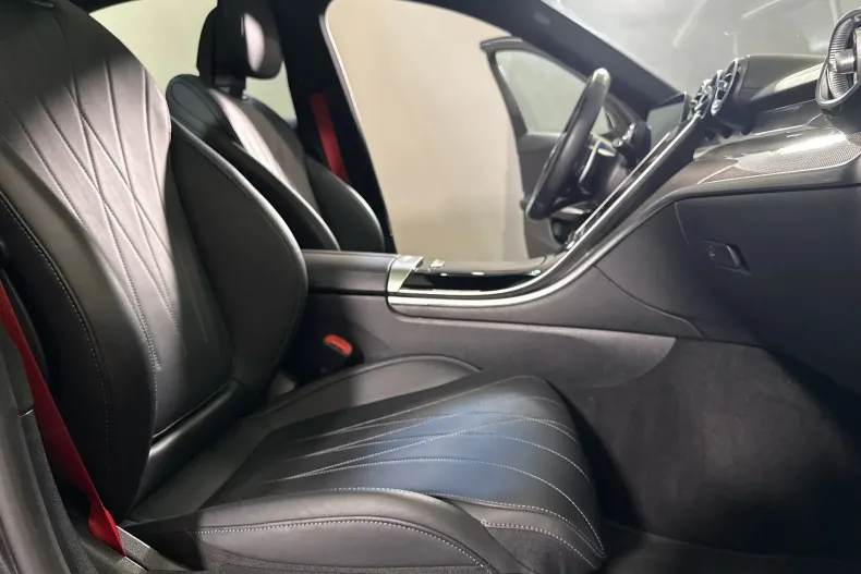 Mercedes-Benz C 43 AMG (Clasa C) din 2023 cu 53.989 km - oferta MER227703 - foto 11