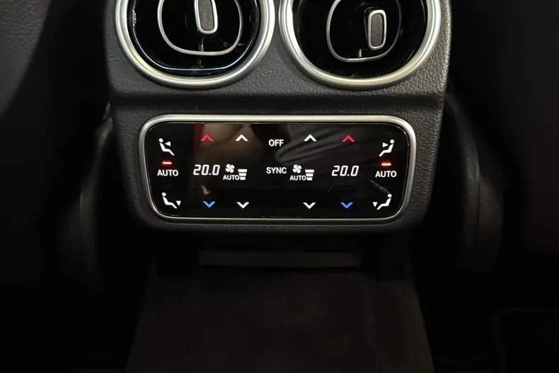 Mercedes-Benz C 43 AMG (Clasa C) din 2023 cu 53.989 km - oferta MER227703 - foto 22