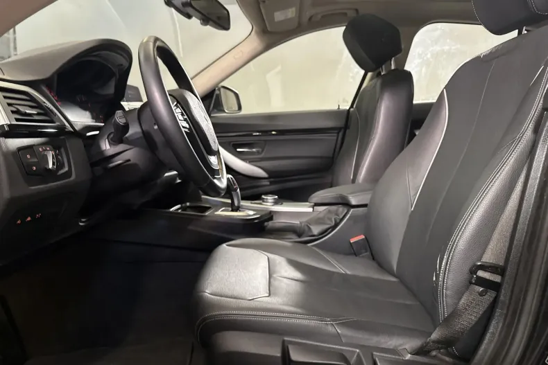 BMW 320d (Seria 3) din 2020 cu 128.865 km - oferta BMW227705 - foto 24