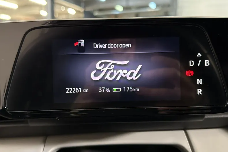 Ford Explorer din 2024 cu 22.261 km - oferta FOR227709 - foto 10