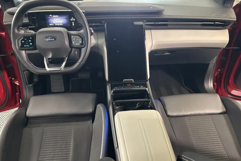 Ford Explorer din 2024 cu 14.961 km - oferta FOR227710 - foto 9