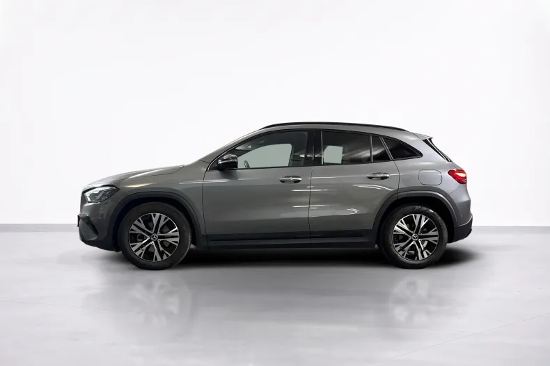 Mercedes-Benz GLA (Clasa GLA) din 2025 cu 21.752 km - oferta MER227714 - foto 2
