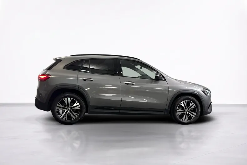 Mercedes-Benz GLA (Clasa GLA) din 2025 cu 21.752 km - oferta MER227714 - foto 6