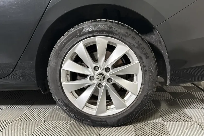 Skoda Superb din 2024 cu 65.975 km - oferta SKO227720 - foto 13