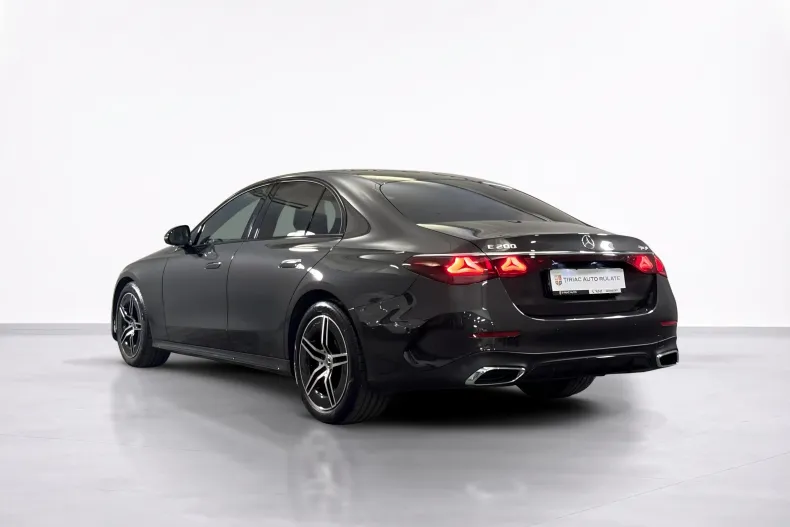 Mercedes-Benz E (Clasa E) din 2025 cu 13.867 km - oferta MER227721 - foto 3