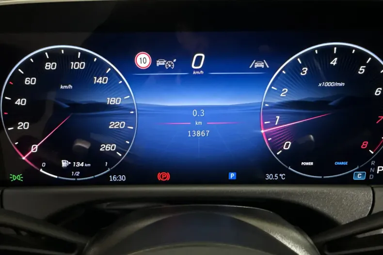 Mercedes-Benz E (Clasa E) din 2025 cu 13.867 km - oferta MER227721 - foto 10