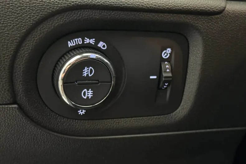 Opel Grandland (X) din 2022 cu 113.858 km - oferta OPE227726 - foto 15