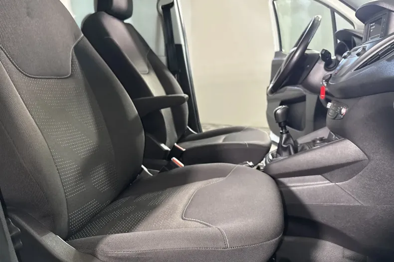 Ford Courier din 2021 cu 66.537 km - oferta FOR227744 - foto 10