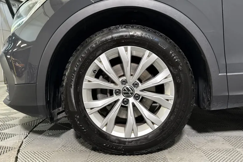 Volkswagen Tiguan din 2021 cu 108.038 km - oferta VOL227745 - foto 13