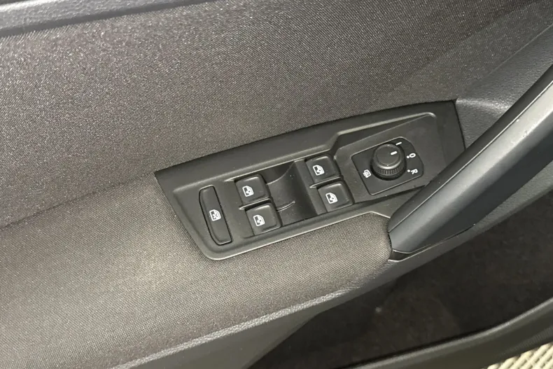 Volkswagen Tiguan din 2021 cu 108.038 km - oferta VOL227745 - foto 14