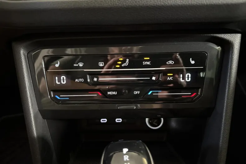 Volkswagen Tiguan din 2021 cu 108.038 km - oferta VOL227745 - foto 17
