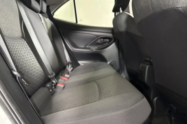 Toyota Yaris Cross din 2023 cu 28.794 km - oferta TOY227746 - foto 12