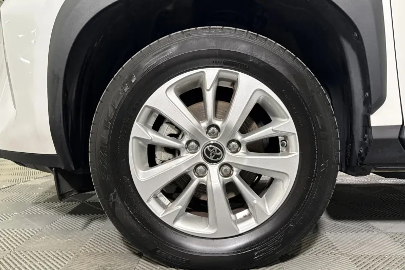 Toyota Yaris Cross din 2023 cu 28.794 km - oferta TOY227746 - foto 13
