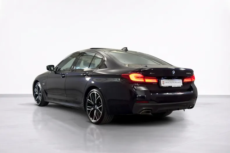 BMW 545e (Seria 5) din 2022 cu 97.351 km - oferta BMW227748 - foto 3