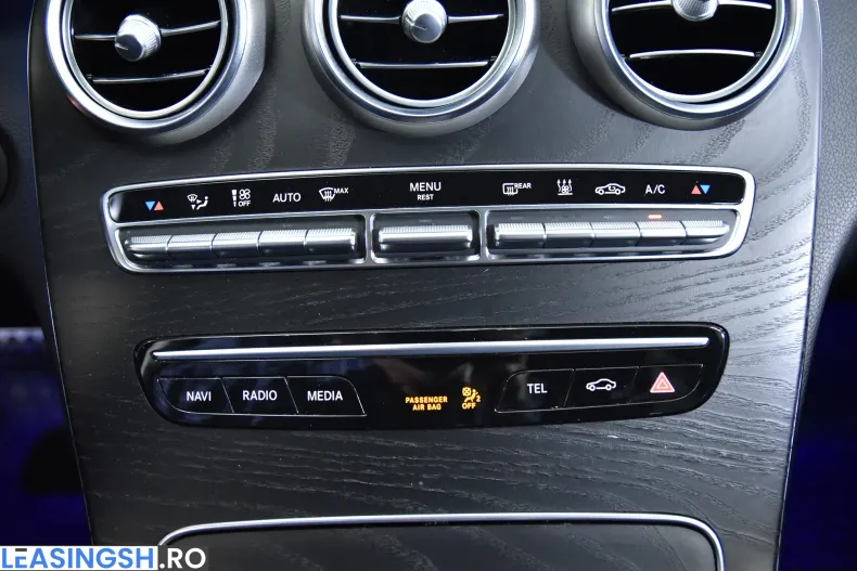 Mercedes-Benz C 300 (Clasa C) din 2020 cu 96.534 km - oferta MER227752 - foto 18