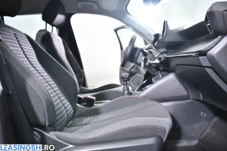 Peugeot 2008 din 2021 cu 50.956 km - oferta PEU227768 - foto 11