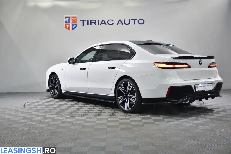 BMW 740d (Seria 7) din 2024 cu 78.671 km - oferta BMW227769 - foto 3