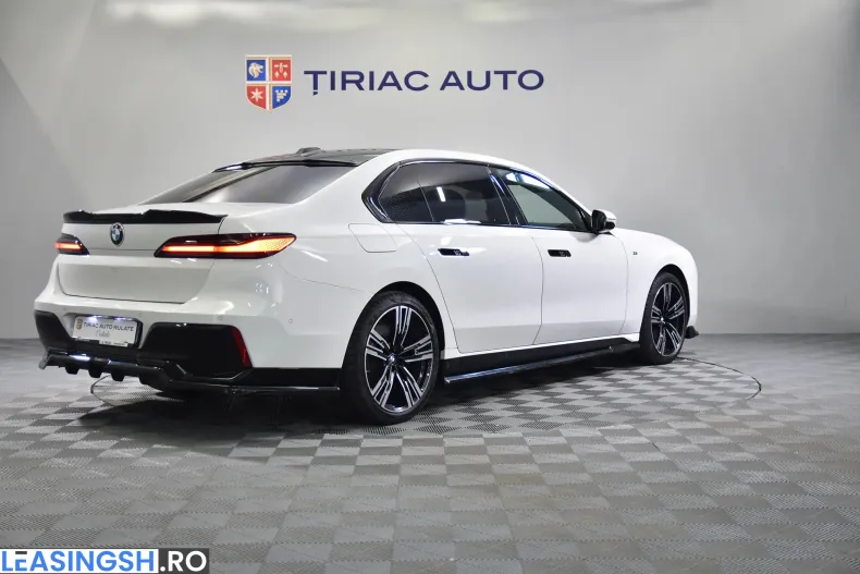 BMW 740d (Seria 7) din 2024 cu 78.671 km - oferta BMW227769 - foto 5
