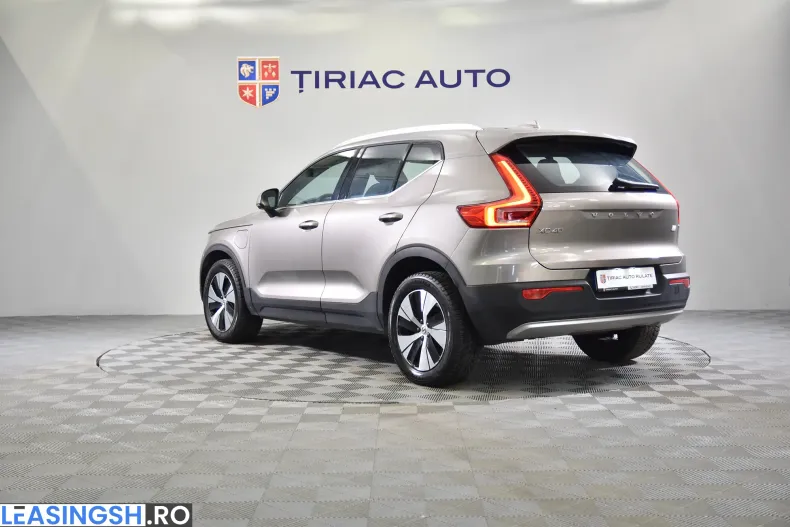Volvo XC40 din 2021 cu 104.723 km - oferta VOL227772 - foto 3