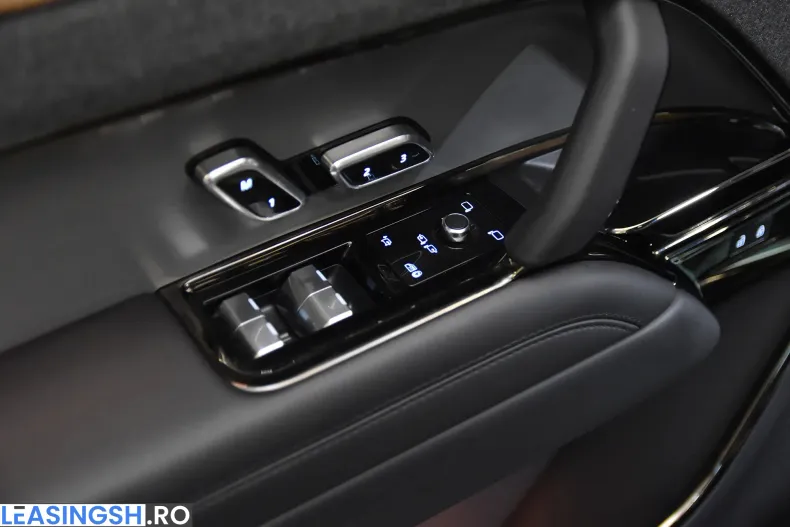 Land Rover Range Rover Sport din 2024 cu 25.896 km - oferta LAN227776 - foto 14