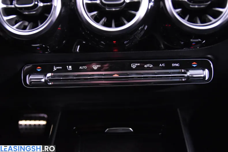 Mercedes-Benz GLA (Clasa GLA) din 2025 cu 1.932 km - oferta MER227784 - foto 20