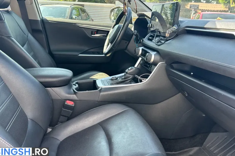 Toyota RAV4 din 2023 cu 60.000 km - oferta TOY227797 - foto 6