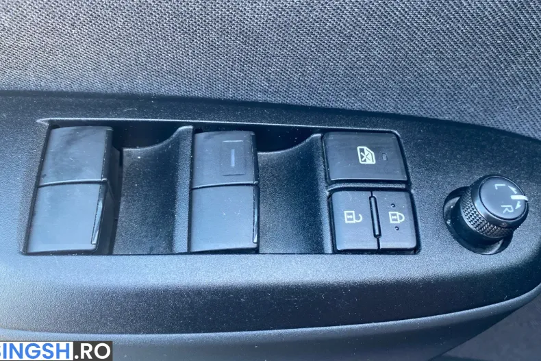 Toyota Yaris din 2025 cu 20.600 km - oferta TOY227798 - foto 11