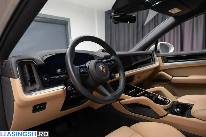 Porsche Cayenne Coupe din 2024 cu 10.900 km - oferta POR227800 - foto 24
