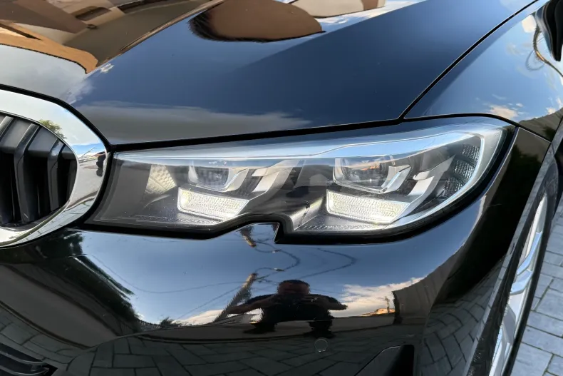 BMW 330e (Seria 3) din 2021 cu 27.249 km - oferta BMW227802 - foto 15